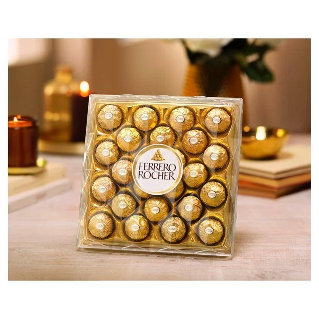 - ​​Christmas pet Christmas clothingFerrero Rocher 24 Pieces   300g