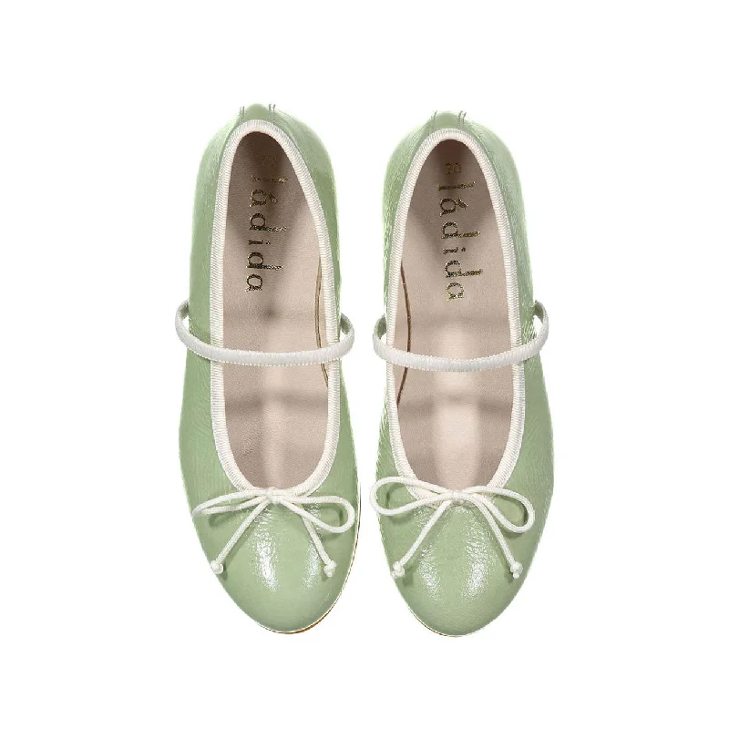 - Foldable and portable cat bagLadida Seafoam Strap Ballet Flats